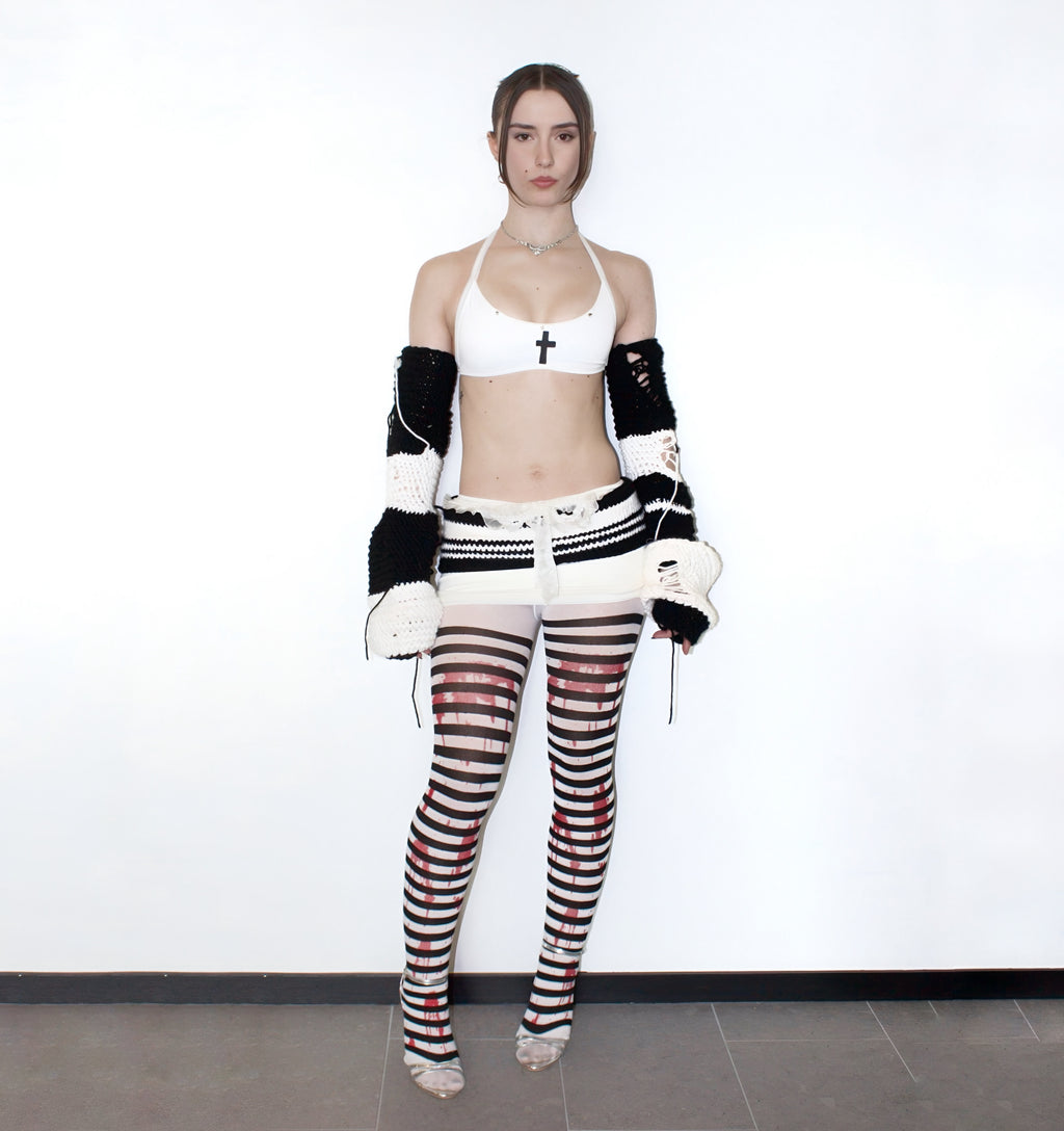 B&W SLEEVES SET